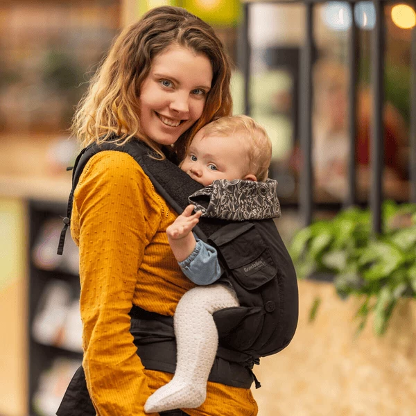 Hoppediz Babytrage Bondolino Schwarz Mit Blumen 6 Hoppediz Babytrage Bondolino Schwarz Mit Blumen – Bild 6