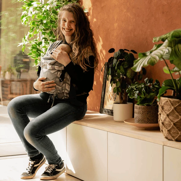 Hoppediz Babytrage Primeo Amsterdam Stone 4 Hoppediz Babytrage Primeo Amsterdam Stone – Bild 4