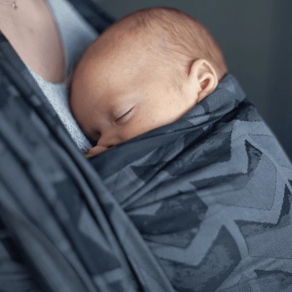 Hoppediz Babytragetuch Tragetuch KbA-Qualität Amsterdam Black 3 Hoppediz Babytragetuch Tragetuch KbA-Qualität Amsterdam Black – Bild 3